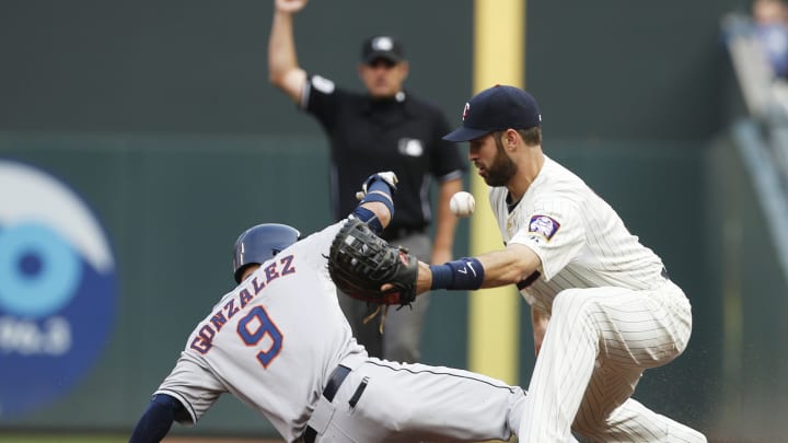 Astros' Fiers follows no-no with another win, 4-1 over Twins