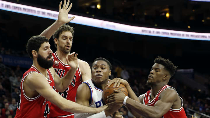 Bulls pull away in 2nd half, top winless 76ers 111-88
