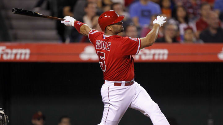 Angels hit 3 HRs in 7-3 win over Rays