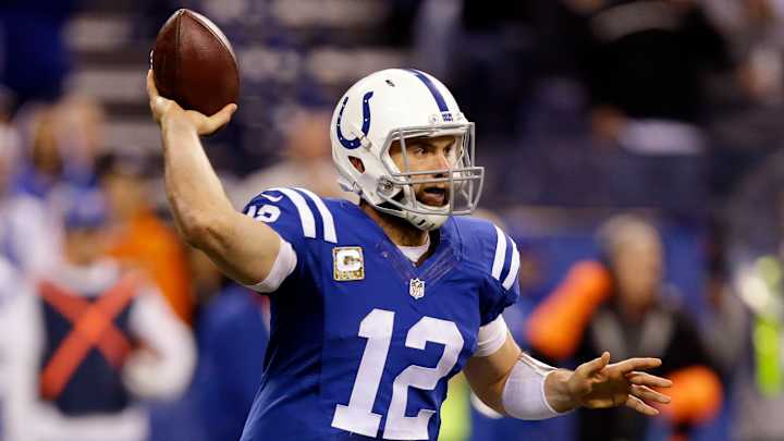Colts' Luck resumes throwing as recovery continues