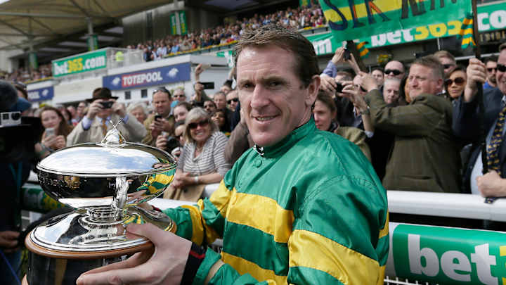 Tearful Tony McCoy denied victories in final races of career