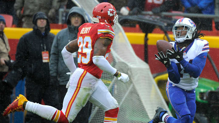 Watch: Sammy Watkins scores twice in first half vs. Chiefs