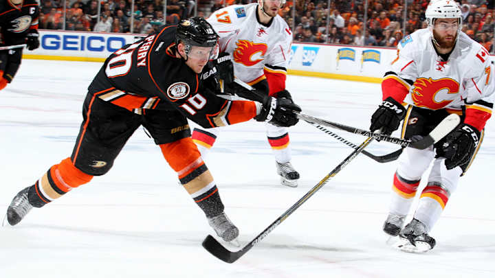 Corey Perry, Ducks eliminate Flames with Game 5 overtime victory