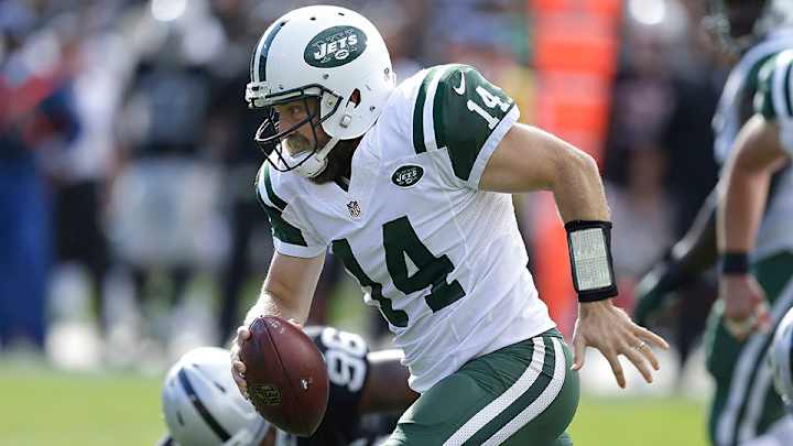 Jets quarterbacks Ryan Fitzpatrick, Geno Smith injured vs. Raiders