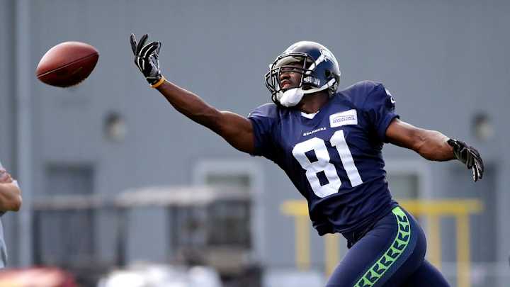Seattle Seahawks trade WR Kevin Norwood to Carolina Panthers