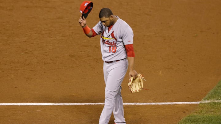 Oscar Taveras memorial patches stitched on Cardinals jerseys Oscar Taveras memorial patches stitched on Cardinals jerseys