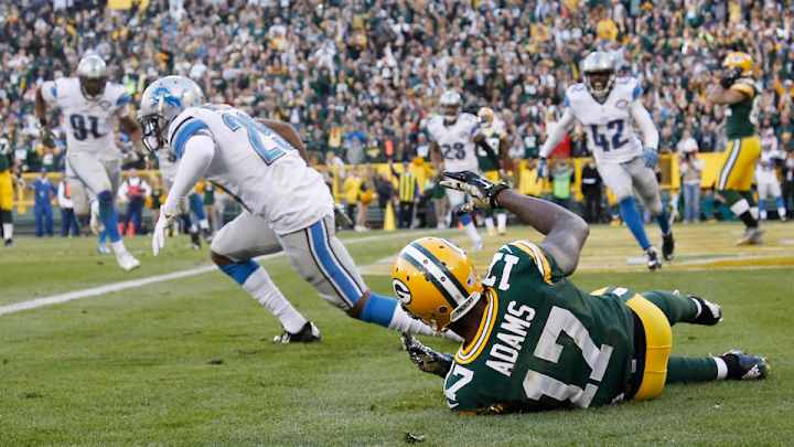 Lions win at Green Bay for first time since 1991 in wild finish