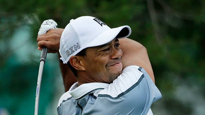 4-way tie at Memorial as Woods struggles to stay in game