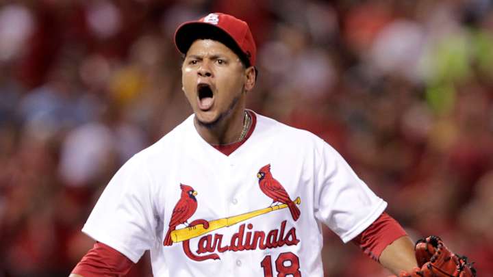 Martinez goes 8 strong, Cardinals edge Pirates 4-3