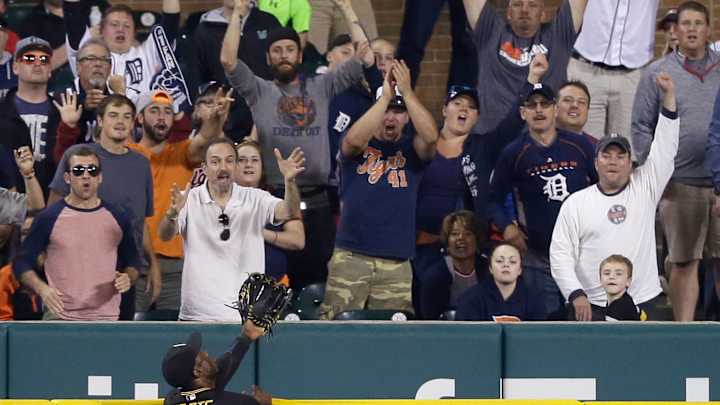 Walker's RBI double in 14th lifts Pirates over Tiger 5-4