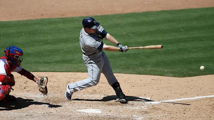 Ross pitches well as Padres edge Rangers 2-1
