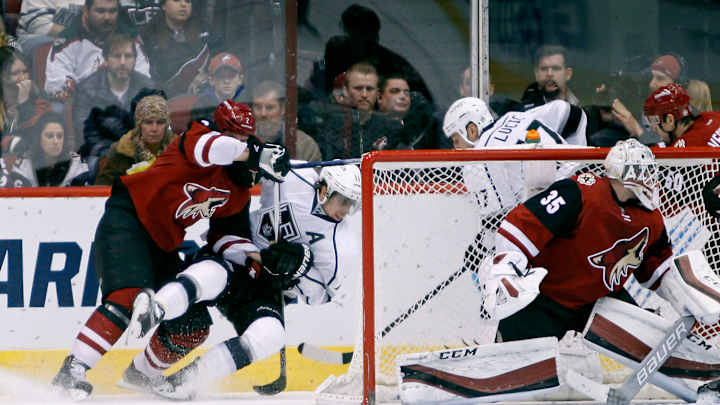 Kopitar scores in OT to lift Kings over Coyotes 4-3