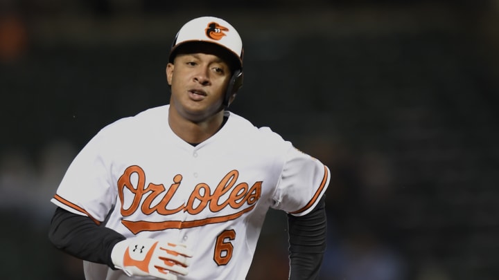 Davis his 42nd homer, O's beat Royals 8-2