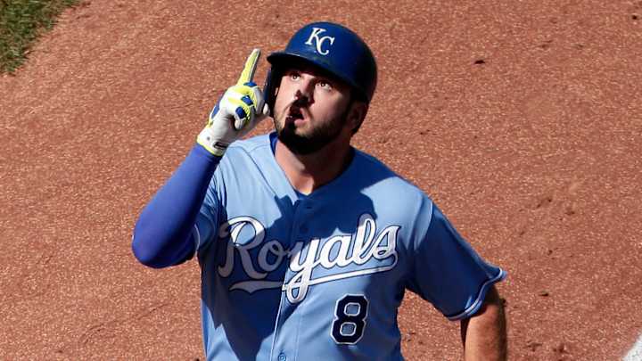 Adam Eaton helps White Sox beat Royals 7-5