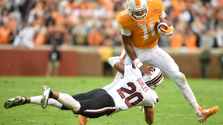 Tennessee dominates 1st half, struggles to close out games