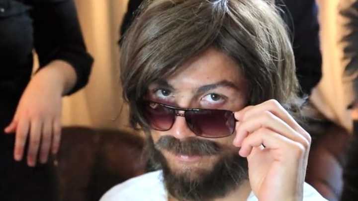 Cristiano Ronaldo released video of him in disguise playing street soccer