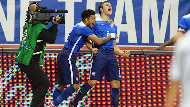 Jordan Morris turns Alamodome into field of dreams for USA vs. Mexico