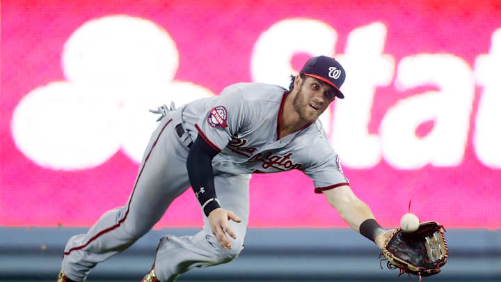 Nationals' Bryce Harper sits against Dodgers with sore knee