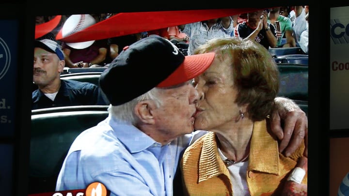 Estrada, Blue Jays shut out Braves 5-0 to stretch lead