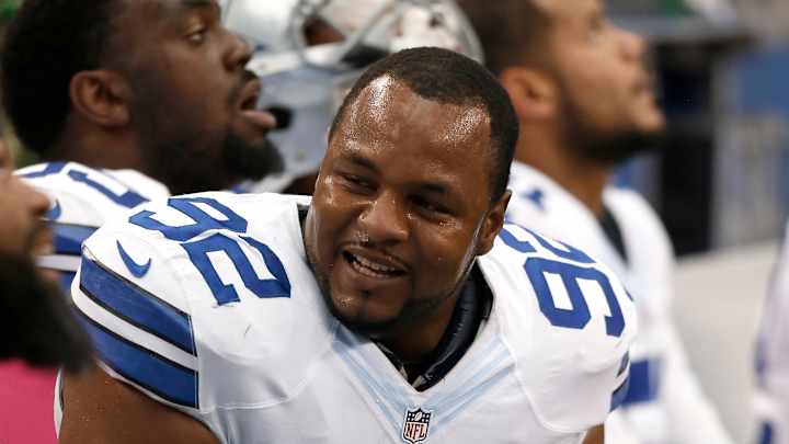 Cowboys' Mincey in camp after brief holdout over contract