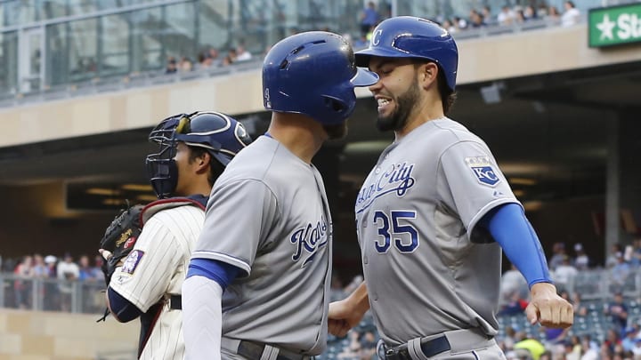 Sweep, it is: Gordon, Volquez guide Royals past Twins 7-2