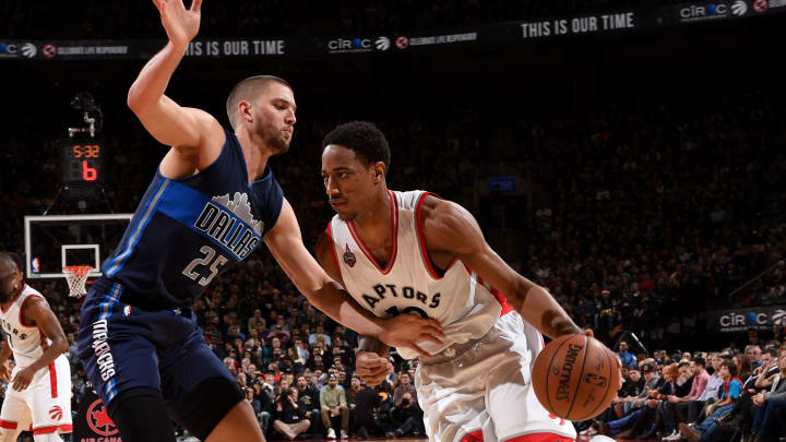 DeRozan helps Raptors edge Mavericks 103-99