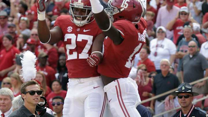 Coker helps No. 2 Alabama roll past Middle Tennessee, 37-10