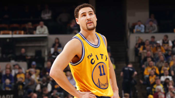 Warriors’ Klay Thompson suffers sprained right ankle in win at Pacers
