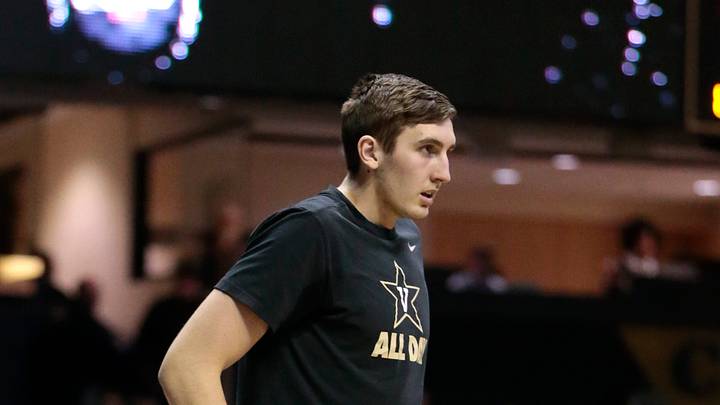 No. 21 Vanderbilt blows 16-point lead, loses 72-67 to Dayton