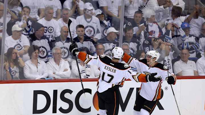 Jets face elimination down 3-0 in series against Ducks