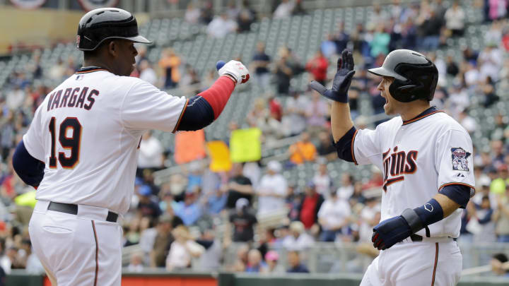 Twins power their way past Royals 8-5 for series win