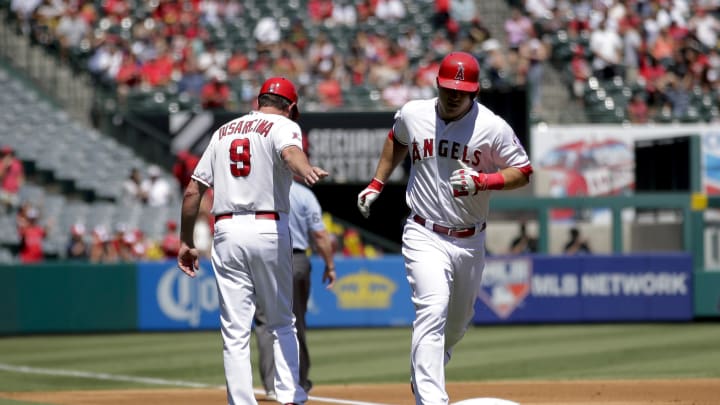 Santiago, Angels bounce back for 7-0 win over Rangers