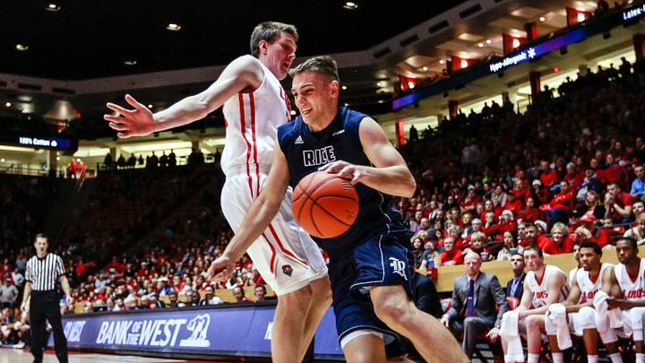 Koulechov's free throw lifts Rice over New Mexico 90-89
