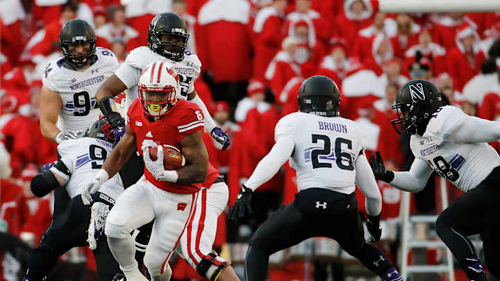 No. 20 Northwestern holds off No. 21 Wisconsin 13-7 No. 20 Northwestern holds off No. 21 Wisconsin 13-7