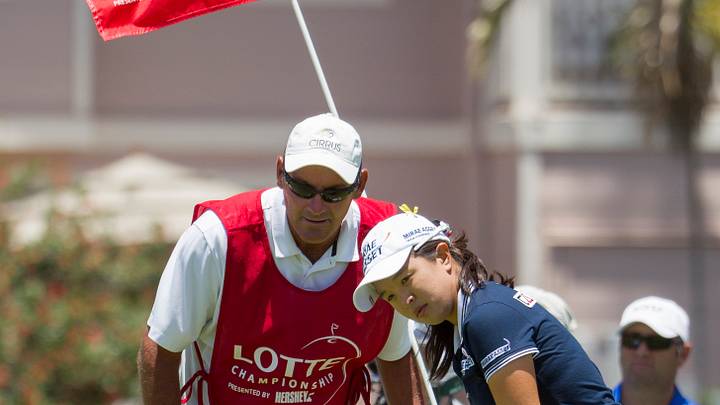Caddie kicked out for taking photo of USGA notes
