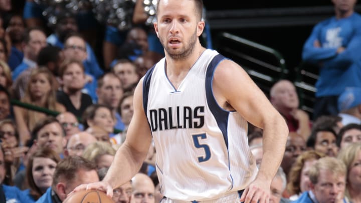 Mavs add Barea for more money after Jordan defection