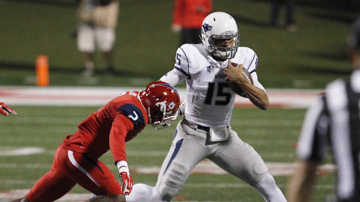 Nevada shuts down Fresno State in 2nd half for 30-16 win