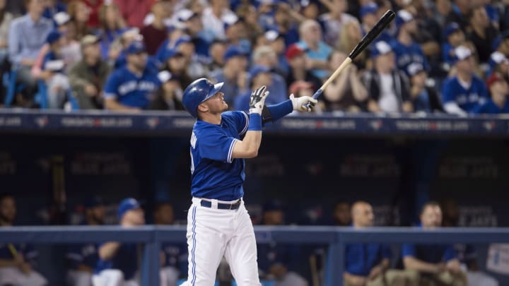 Donaldson homers, Blue Jays beat Rangers 3-2