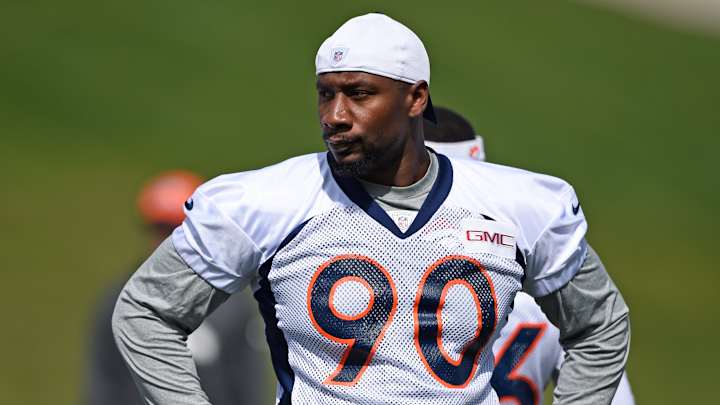 NFL rumors: Latest news and buzz around free agency, trades