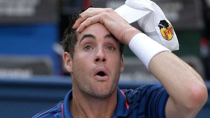 Isner beats De Schepper in straight sets in Vienna opener Isner beats De Schepper in straight sets in Vienna opener