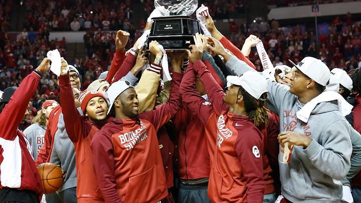 Wisconsin's offense stumbles in 65-48 loss to No. 7 Oklahoma Wisconsin's offense stumbles in 65-48 loss to No. 7 Oklahoma