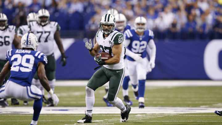 Jets wide receiver Eric Decker (knee) active vs. Dolphins Jets wide receiver Eric Decker (knee) active vs. Dolphins