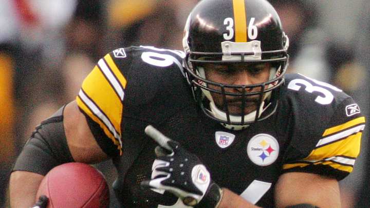 Bus stop; Steelers great Jerome Bettis bulls way into Hall