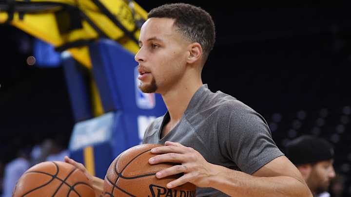 NBA MVP Stephen Curry shoots way to AP Male Athlete of Year