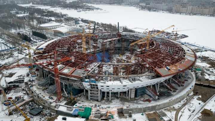 Report: Arsenal, Chelsea owners could help finance 2018 World Cup