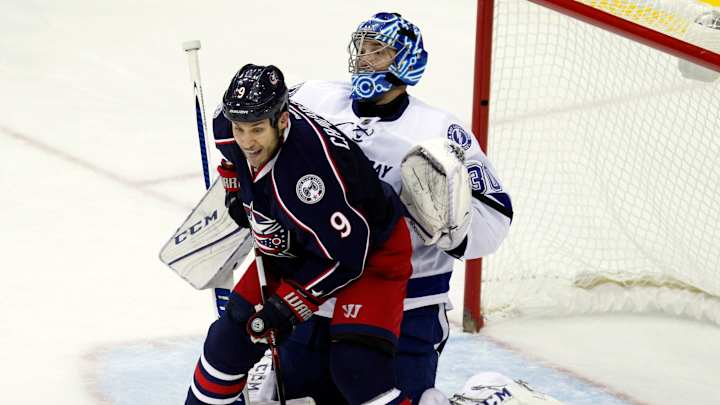 Boyle lifts Lightning to 2-1 win over Blue Jackets