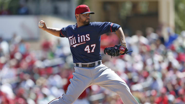 Twins pitcher Ricky Nolasco to have MRI on elbow