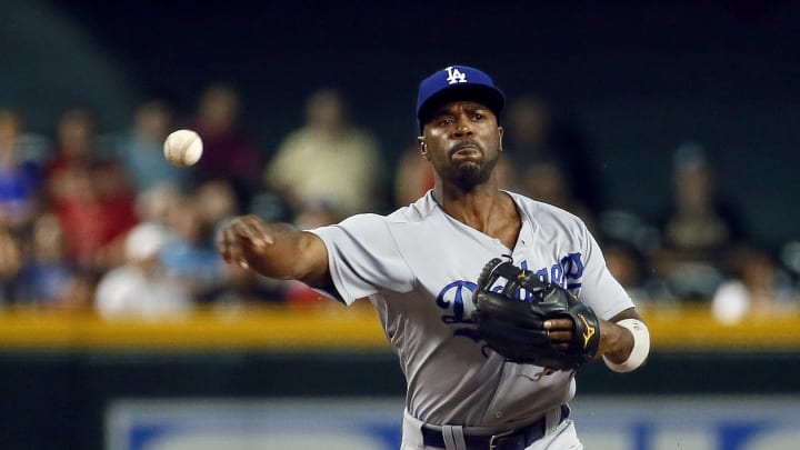 Grandal's 4 RBIs lift Dodgers to 6-4 win over D-backs in 10 Grandal's 4 RBIs lift Dodgers to 6-4 win over D-backs in 10