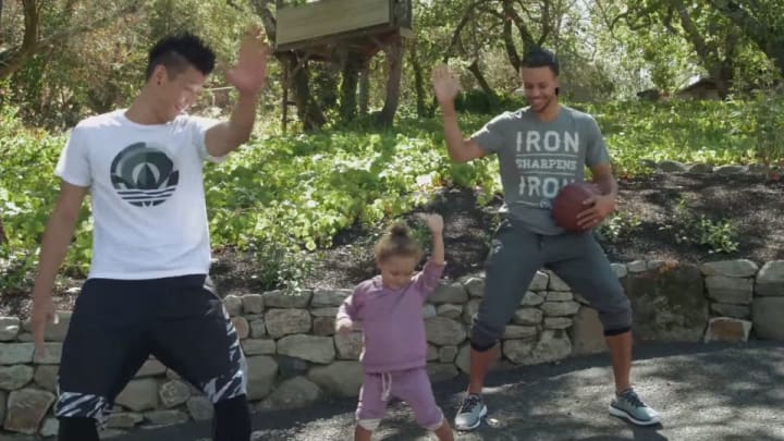 Dwight Howard, Stephen Curry help Jeremy Lin fit into the NBA Dwight Howard, Stephen Curry help Jeremy Lin fit into the NBA