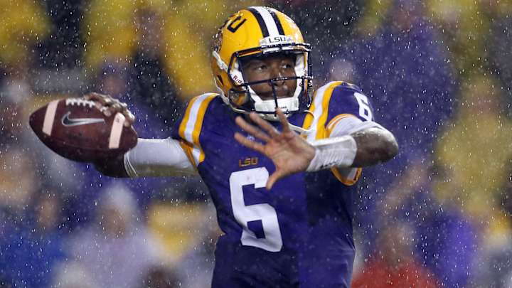 Harris' career-high yardage helps No. 5 LSU top WKU 48-20